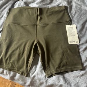 Align HR short 8”